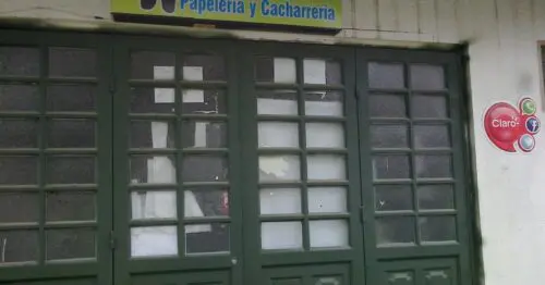 PAPELERIA Y CACHARRERIA UNITRAZOS PAPELERIA Y CACHARRERIA UNITRAZOS